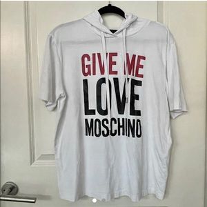 love Moschino t shirt hoodie